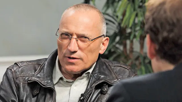 Dr. Klaus-Dieter John: Ein Experiment mit Gott (1) - Corona und größere Bedrohungen